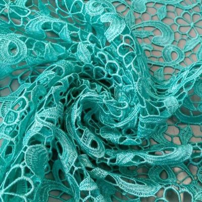 Tessuto in pizzo macram&egrave; tiffany blu 2