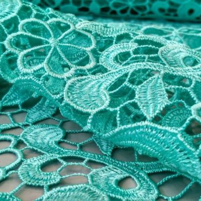 Tessuto in pizzo macram&egrave; tiffany blu 5