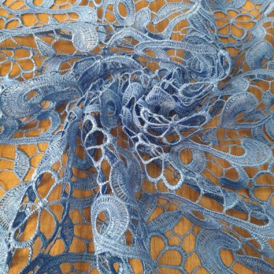 Tessuto in pizzo macram&egrave; tiffany blu 1