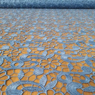 Tessuto in pizzo macram&egrave; tiffany blu 8