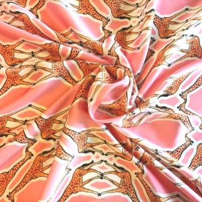 Raso effetto seta fantasia giraffe Alt.150 cm