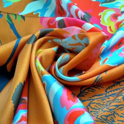 Raso fantasia fiori e cigni 3