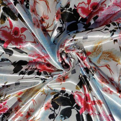 Scampolo in raso lucido con stampa giapponese Alt.150 cm