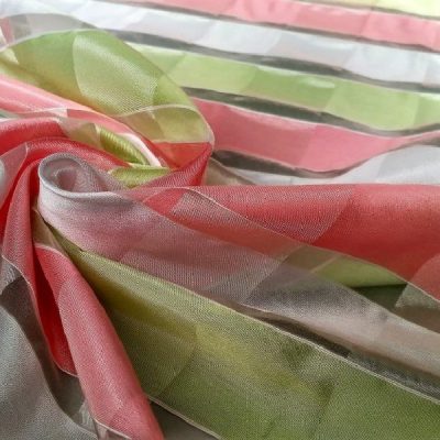 Tendaggi a quadretti con effetto semitrasparente e pastello 2 varianti 3