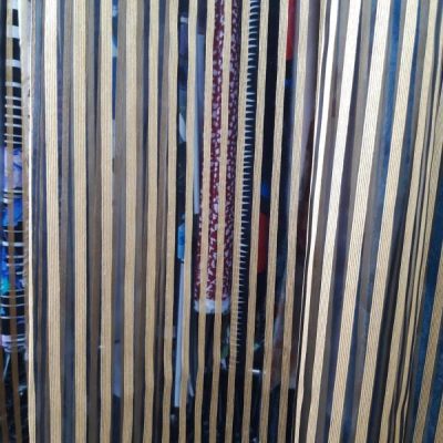 Tessuto per tende moderno in organza a righe oro e nero 6