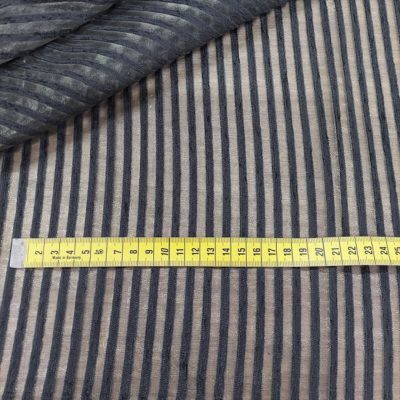 Tessuto per tende a righe nere in organza 1