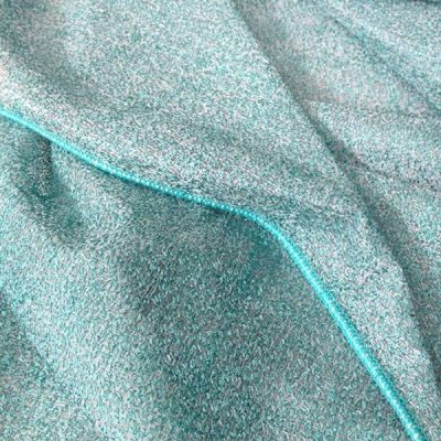 tessuto per tende motivo intrecci su sfondo argento 1