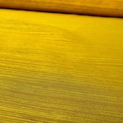 Tendina rifinita a crochet giallo 3