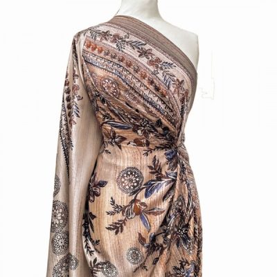 tessuto in pura seta made in italy marrone a fantasia manichino 1