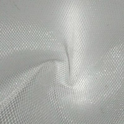 Tessuto a rete per abiti e decori argento al metro dettaglio 2
