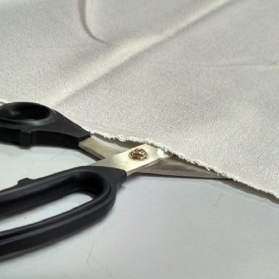 Tessuto arredo misto cotone trama elegante grigio argento al metro forbice