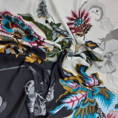 Crepe motivo floreale in stile giapponese Alt.140 cm