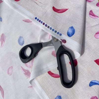 Tessuto d'arredo esplosione floreale blu e magenta 3