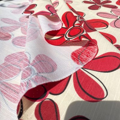 Tessuto da arredo fiori rossi e rosa fuori dalle righe 2