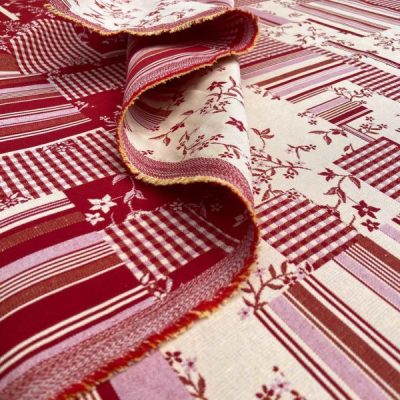 Tessuto double face effetto collage rosso bianco 5