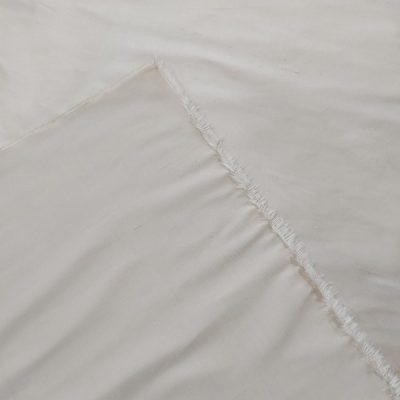 tessuto elegante seta taffet&agrave; bianco 1