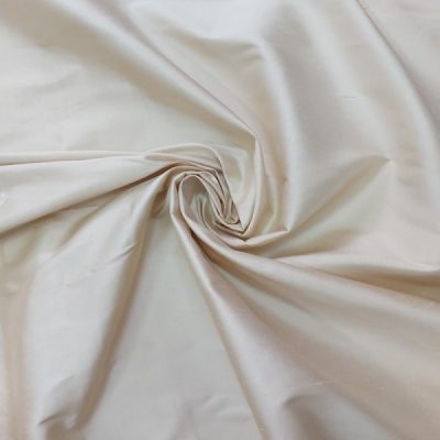 tessuto elegante seta taffet&agrave; bianco 6