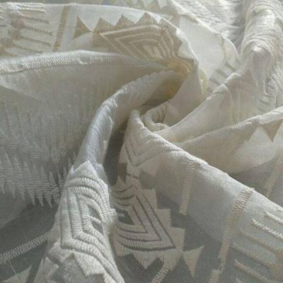 Pizzo per abbigliamento geometrico arricciato 1