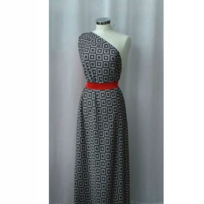 Raso per abbigliamento a rombi e righe bianco e nero 4