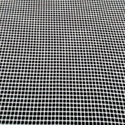 Raso fantasia optical - nero su fondo bianco Alt.150cm