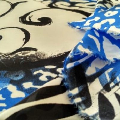 Tessuto maculato e floreale 2