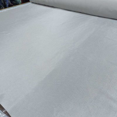 Tessuto made in italy d'alta moda colore argento 4