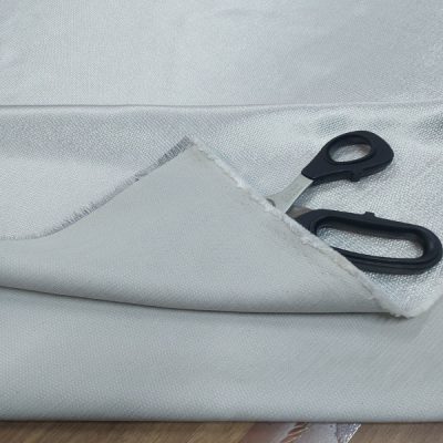 Tessuto made in italy d'alta moda colore argento 1