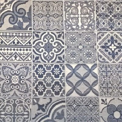Tessuto per arredamento e tovaglie misto cotone effetto maiolica blu scuro e bianco 3