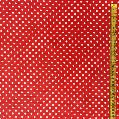 Tessuto multiuso con pois bianchi su rosso lampone 4
