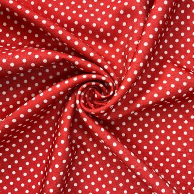 Tessuto multiuso con pois bianchi su rosso lampone 5