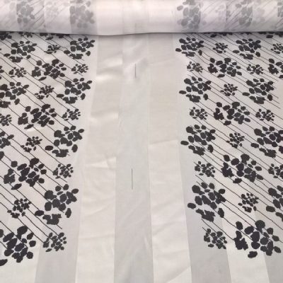 Raso di seta da abbigliamento motivo dalmata bianco nero al metro 6