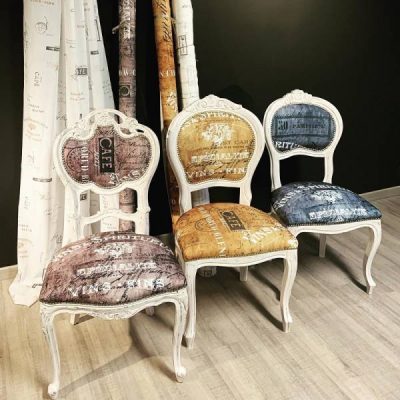 Tessuto per arredamento fantasia scritta vintage - Varianti Marrone, Ocra, Grigio scuro Alt.160 cm