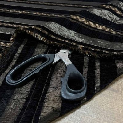 Misto cotone con righe a motivo damascato nero e tortora 6