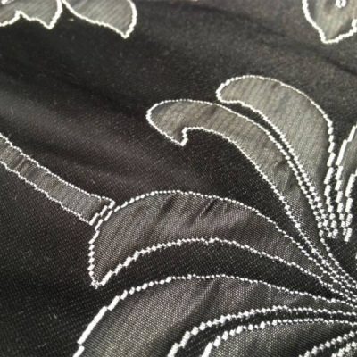 Saum Viebahn motivo damascato 3