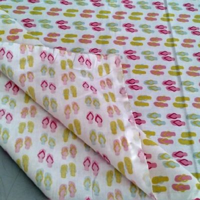 Tessuto per lenzuolato in cotone francese fantasia estate multicolor fondo bianco 2