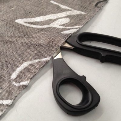 Tendaggi misto lino fantasia calligrafia bianco beige marrone 2