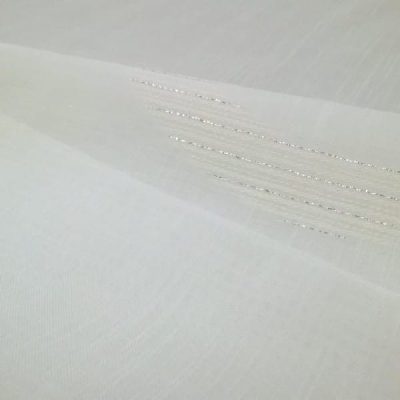 Tessuto per tende bianco fiammato con fili lucidi catene al metro 1