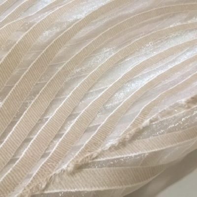 Tessuto per tende motivo a righe ondulate devor&egrave; al metro 3