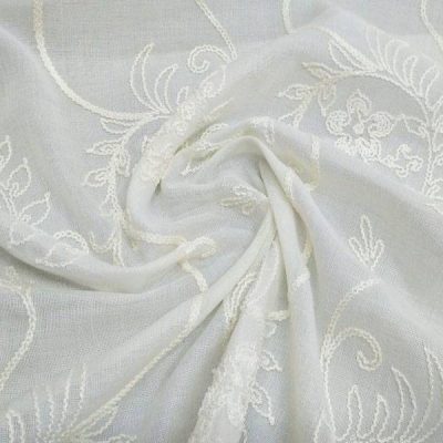 Tende ricamato a fiori - bianco H300