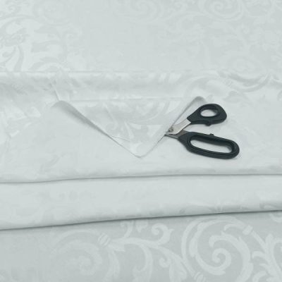 Tessuto per tovaglia Jacquard damascato al metro dettaglio forbici bianco argento 1