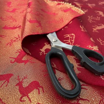 Tovagliato natalizio con renne rosso 1