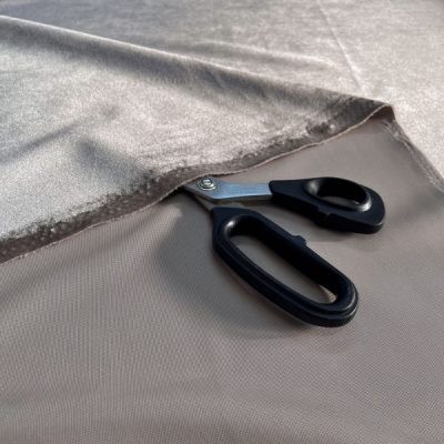 Velluto da arredamento colore tortora scuro 2