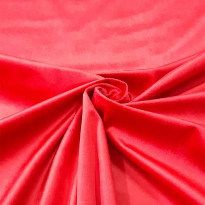 Velluto morbido e compatto in colore rosso medio Alt.280 cm
