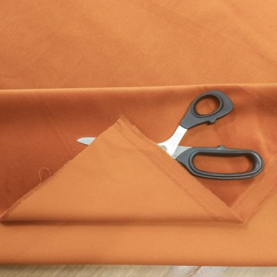 Velluto per arredo misto cotone arancione rossastro 3
