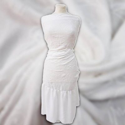 Viscosa con ricami floreali Alt.140 cm