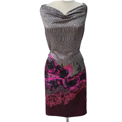 Raso di seta fantasia floreale 117 cm manichino 1