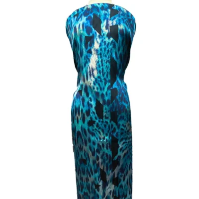 Raso di seta elasticizzato firmato bluemarine blu manichino 1