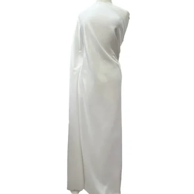 Raso in tinta unita misto-seta colore bianco naturale manichino 3