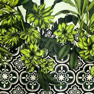 Tessuto in raso di seta made in italy con stampa tropicale 2