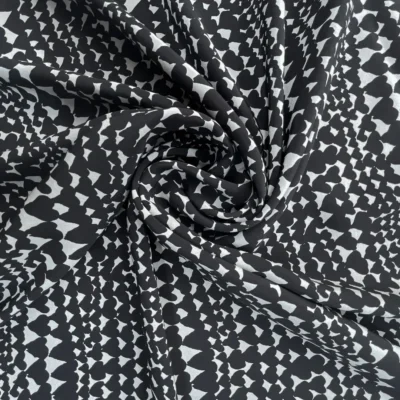 Raso di pura seta MADE in ITALY con cuori stilizzati 1